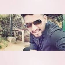 Darren Jacob's Instagram, Twitter & Facebook