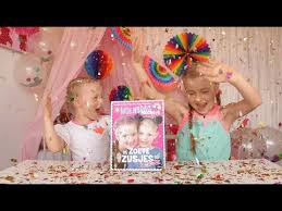 Hoera, we hebben een eigen boek!!! Woensdagmiddag Met De Zoete Zusjes Nu Met Plaktattoos Youtube