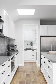 Bathroom And Kitchen Renovations And Design Melbourne Gia Renovations South Yarra Interior Design Kitchen Kitchen Interior Kitchen Design