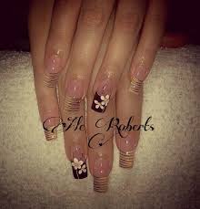 Cafe Amarillo Flor Y Lineas Henna Hand Tattoo Hand Henna Hand Tattoos