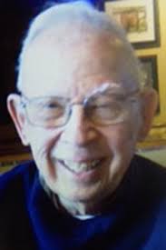 Earl Glisson's Instagram, Twitter & Facebook