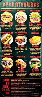 Lawless dogbar menawarkan menu hot dog dan corn dog. Menu Lawless Burgerbar Menteng Thamrin Jakarta Pusat Kuliner Traveloka