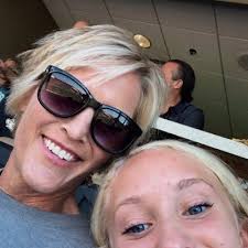 lilly powers (@lillypow12)