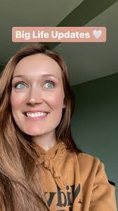 Daisy Dean's Instagram, Twitter & Facebook