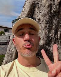 Hey. I could use some love. I'm in a big transition and it's hard to trust  that great things are