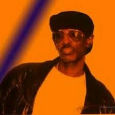 Listen to ከም ድላየይ ፍፁም -ዘሚካኤል by ZemaFitsum in Fitsum zemichael playlist  online for free