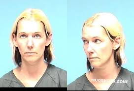 DODGE AMANDA K 10/20/2022