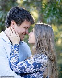 In june 2019, terri shared a throwback photo of herself and and her husband cutting their wedding cake. Bindi Irwin And Chandler Powell Hint They Ve Already Set Wedding Date Newsgroove Uk