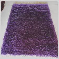 for sale carpet size 180x120 price 10 bd للبيع سجاد لون بنفسجي مقاس 180x120 السعر 10 bd tel 33770050 shag rug carpet decor
