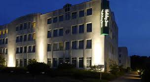 Looking to enjoy an event or a game while in. Eventlocation Holiday Inn Frankfurt Airport Neu Isenburg Locationguide24