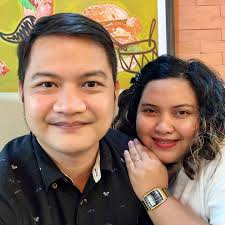 Instagram: @portfoleio Happy Friday Business Presentation woth Bro Roger,  Elmer and Kat ❤️🔥 Thank you for your time and trust 😍 #portfoleio  #frontrow #empire #KingPhilip #teamMOA #guaranteedsupport