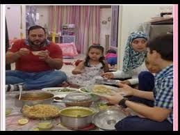 الكثيرون يتحدثون عن الحالة الصحية الخاصة بمدير قناة طيور الجنة وهل تعافى من مرضه وهو فيروس كورونا وهل خالد عبد الله جبريل مقداد مؤسس ومدير قناة طيور الجنة، ولد في الكويت ويحمل الجنسية الأردنية. Ø­ØµØ±ÙŠØ§ ØµÙˆØ± Ø®Ø§Ù„Ø¯ Ù…Ù‚Ø¯Ø§Ø¯ ÙˆÙ…Ø±ÙˆÙ‡ Ø­Ù…Ø§Ø¯ ÙˆØ¹ØµÙˆÙ…ÙŠ ÙˆÙˆÙ„ÙŠØ¯ ÙˆØ¬Ù†Ù‰ ÙˆØ§Ù„ØªÙˆØ§Ù… Ø¬Ø§Ø¯ ÙˆØ§ÙŠØ§Ø¯ Ø¨ÙŠØ§ÙƒÙ„Ùˆ ÙÙŠ Ø¨ÙŠØªÙ‡Ù… Ø§Ù„Ù…ØªÙˆØ§Ø¶Ø¹ Ø¯ÛŒØ¯Ø¦Ùˆ Dideo