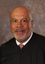 Darryl Lowe's Instagram, Twitter & Facebook