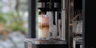 Nowadays, more people are choosing to blend. Superautomatic Coffee Machines La Cimbali