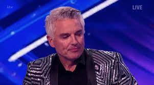 Dancing on ice judge john barrowman recently apologised for tomfoolery after it was alleged he exposed himself on the sets of doctor who and torchwood. Dancing On Ice S Same Sex Pairing Brings Judge John Barrowman To Tears