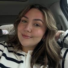 Casey Wallace's Instagram, Twitter & Facebook