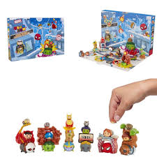 Jouet Et Oui Les Calendriers Ce N Est Pas Que Pour Les Grands Avec Le Calendrier De L Avent Tsum Tsum Marvel Vos Enfants Vont Pouvoir Decouvrir Un De