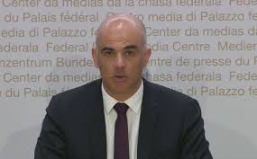 A member of the social democratic party, he has served as head of the federal department of. De La Mediatisation D Alain Berset Cospol