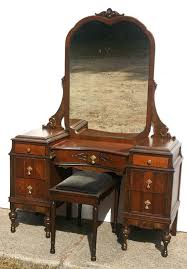 Did you scroll all this way to get facts about 1920's bedroom? Pin On Jacobean Revival