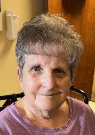 Emily Etzler's Instagram, Twitter & Facebook