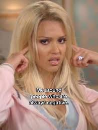 I'll say his damn name LOGAN CUMMINGS his Lil bitch ass always a poor me  and hand eveything to me I got more to say to 🤪