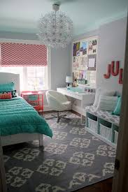 I found 27 creative ideas for diy projects, small bedrooms, themed bedrooms, grays and neutrals, you name it! Teenage Girl Bedroom Ideas For Small Bedrooms Novocom Top