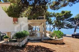 Die beste zeit zum kaufen ist jedoch zwischen oktober 8. Haus In Kroatien Am Meer Kaufen Croatia Property Net