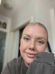 Are there ponds with lots of ducks in Sooke?