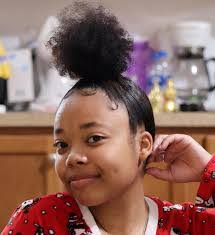 Daria Morris's Instagram, Twitter & Facebook