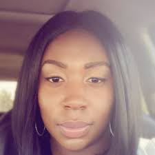 Janine Wynn's Instagram, Twitter & Facebook