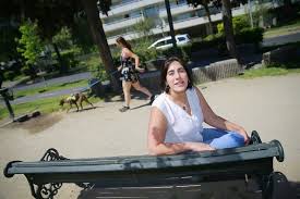 Ante la situación, jadue se vio obligado —junto a su comitiva, que no superaba las cinco personas— a arrancar del sitio corriendo. Javiera Jadue Sobrina De Daniel Jadue Milita En Rn Y Quiere Competir Por Recoleta Como Concejala Flanlate