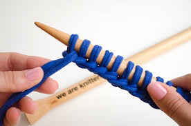It is created by working one row of knit/garter stitch followed by one row of purl, repeated. How To Cast On Stitches In The Long Tail Cast On Method The Blog Us Uk