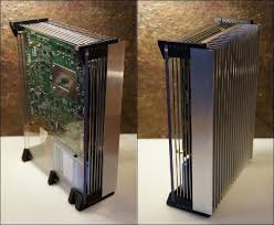 custom silent htpc uses entire case as
