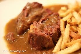 Hay muchísimos platos típicos que se elaboran con carne de conservación la ternera se conserva hasta tres días en el frigorífico. Lazy Blog Receta De Morcillo Guisado En Cocotte
