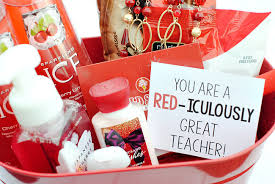 There are so many amazing ideas online, i went round and found so many ideas. 25 Teacher Appreciation Gifts That Teacher Will Love