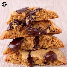 Les Cookies 2019 En 2020 Cookies Et Biscuits Recette Biscuit Au Beurre Recette Dessert