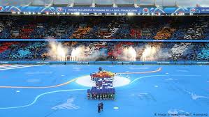 Déployées en masse sur les champs élysées et autour du parc des princes les forces de l ordre. Women S World Cup France Set The Standard With Big Win On Opening Night Sports German Football And Major International Sports News Dw 07 06 2019