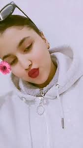 Bella Raja's Instagram, Twitter & Facebook