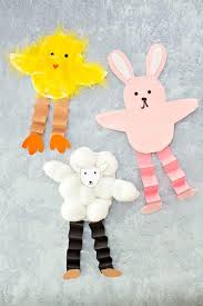 The printable tags work great with a 2 inch circle paper punch, or you can cut them out as is…square with scissors. Easter Bunny Chick And Sheep Craft Hello Wonderful
