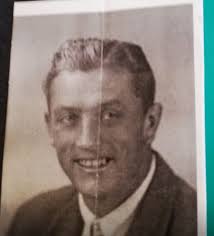 I was thinking about Highbridge VC School recently and trying to remember  who my fellow classmates were. I left in 1959 so am now ancient, almost  Grade 2 Listed. At first I