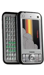 Toshiba Windows Phone IS12T vs G900 ...