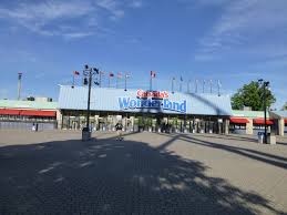 Canada's wonderland is canada's premier amusement park! Canada S Wonderland A Restroom Report Outhouse Of Mouse