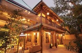 Inside Pictures Of Amitabh Bachchan S House Jalsa In Mumbai Celebrities News India Tv Celebrities · 1 decade ago.