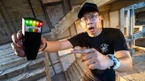 Mata batin 2 2019 setelah saudara perempuannya meninggal alia memutuskan untuk memulai hidup baru dengan tinggal di panti asuhan milik ny. Bawa Alat Emf Pendeteksi Hantu Ke Lokasi Terbengkalai Youtube