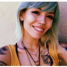 Ashleigh Tanner's Instagram, Twitter & Facebook