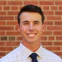 40+ perfiles de «Udermann»