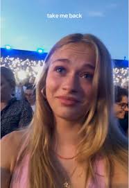 Adele Konzert Frisuren Kurze Haare