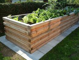 Durch eine pumpe wird das wasser durch das. Krauterhochbeet Selber Bauen