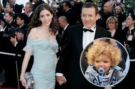Dany boon, de son vrai nom daniel hamidou, est né à armentières, dans le nord de la france. Pin On Celebrity Babies