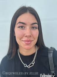 Ellie Hudson (@bejeweled.by.ellie) • Instagram photos and videos